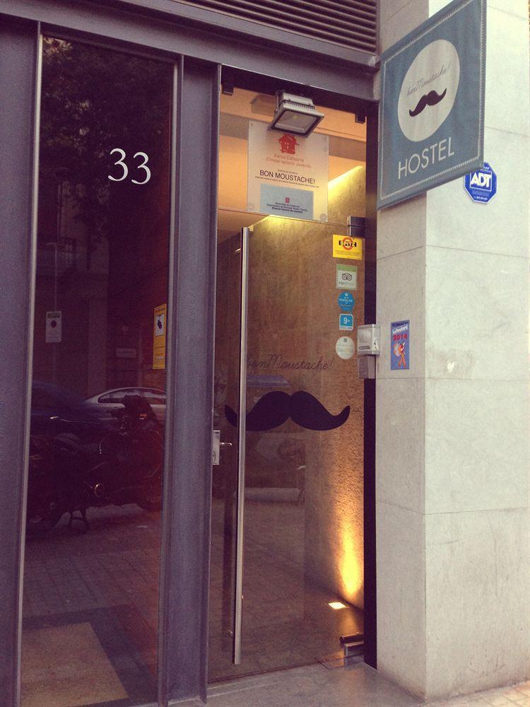Don Moustache Boutique Hostel Барселона Екстериор снимка