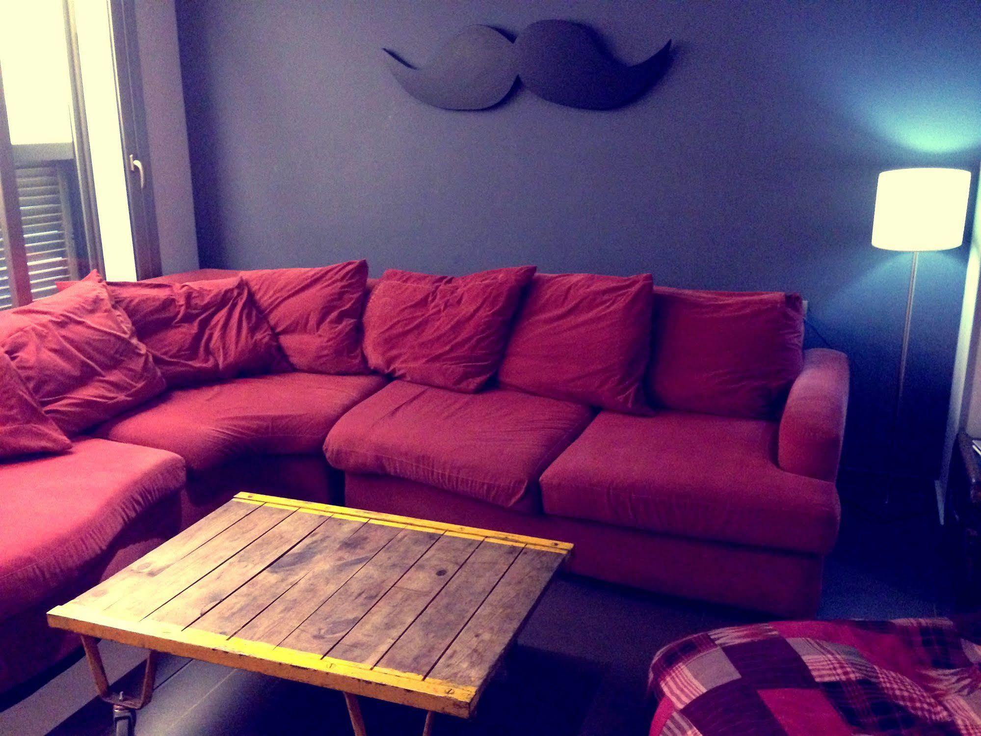 Don Moustache Boutique Hostel Барселона Екстериор снимка
