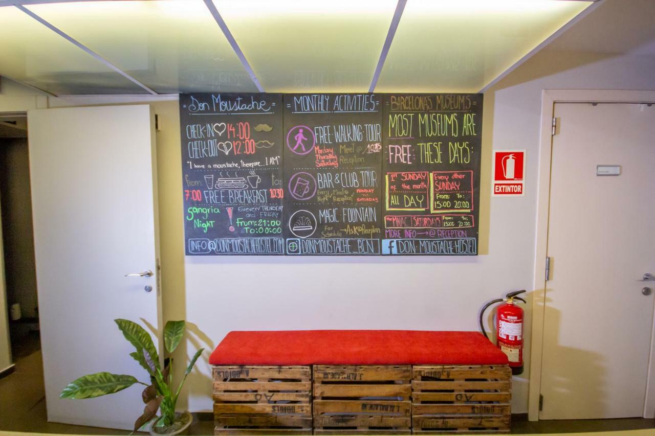 Don Moustache Boutique Hostel Барселона Екстериор снимка